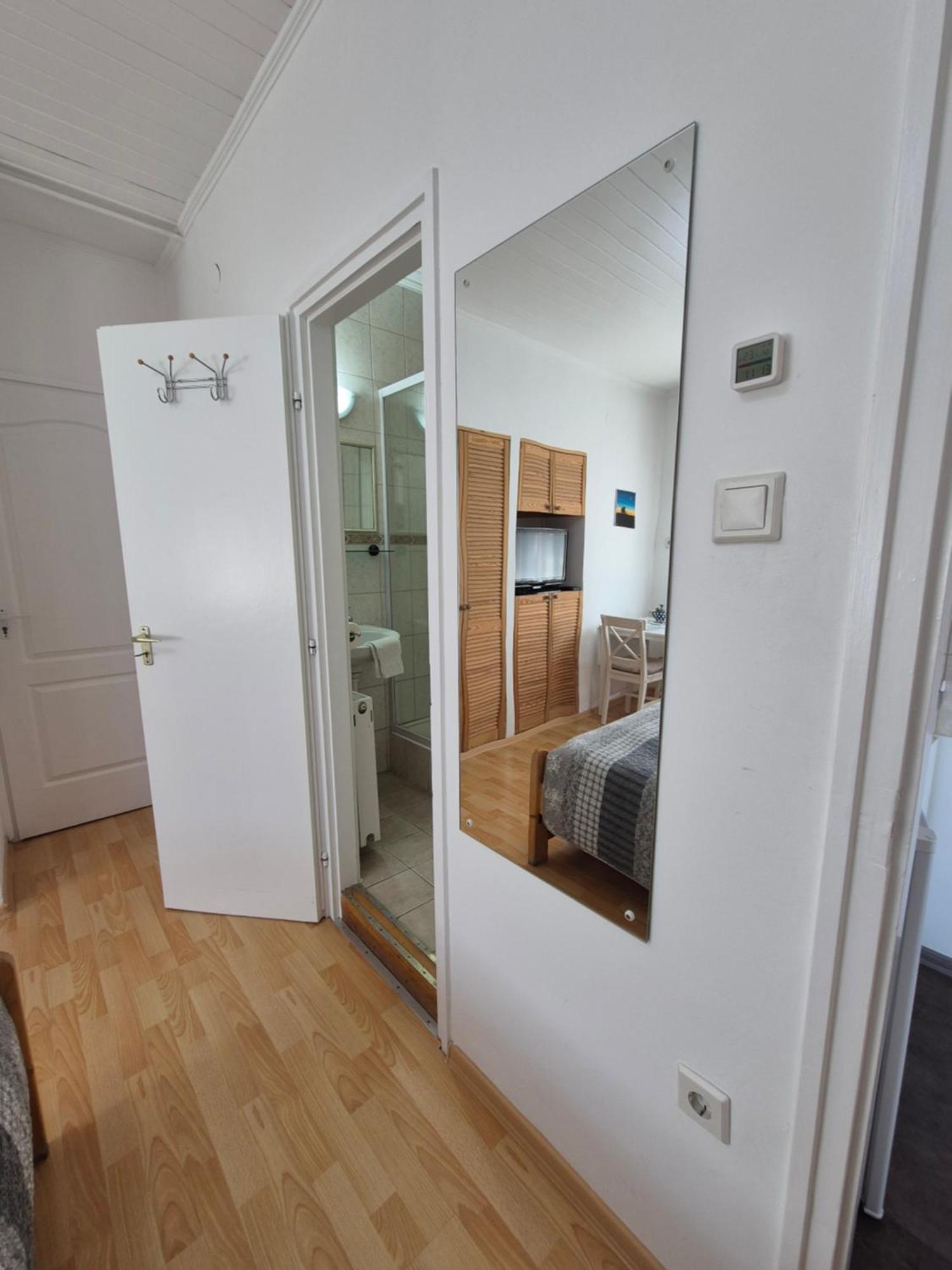 Roxanna Apartman ギュラ エクステリア 写真