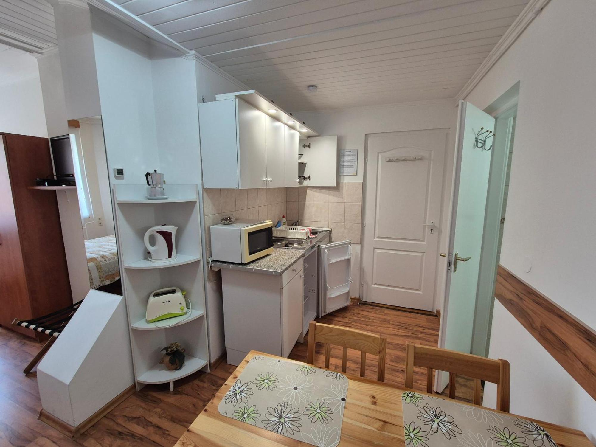 Roxanna Apartman ギュラ エクステリア 写真